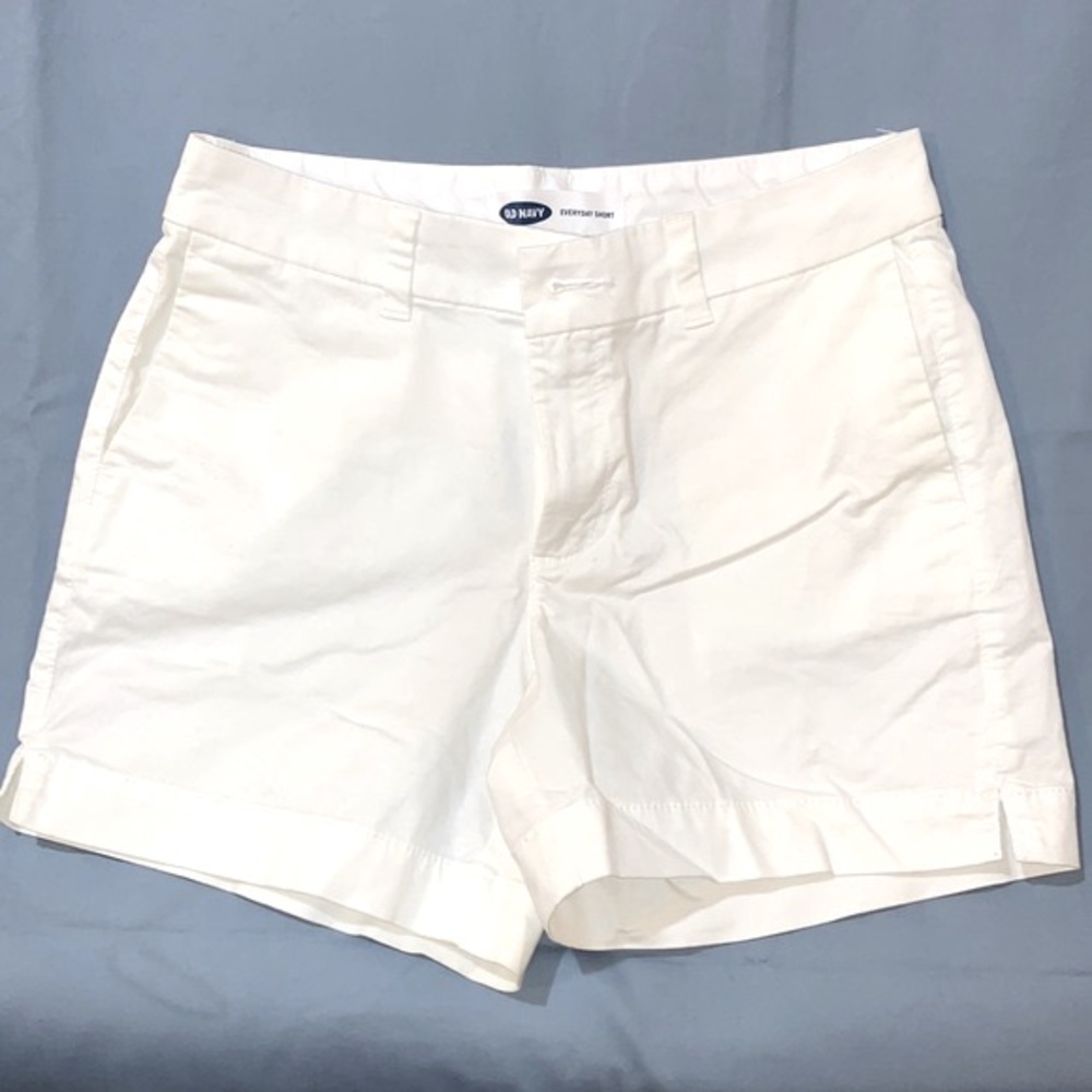 Women’s White Short Shorts